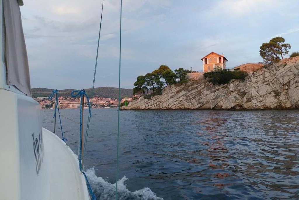 Kuca Za Odmor Eni **** Villa Šibenik Kültér fotó