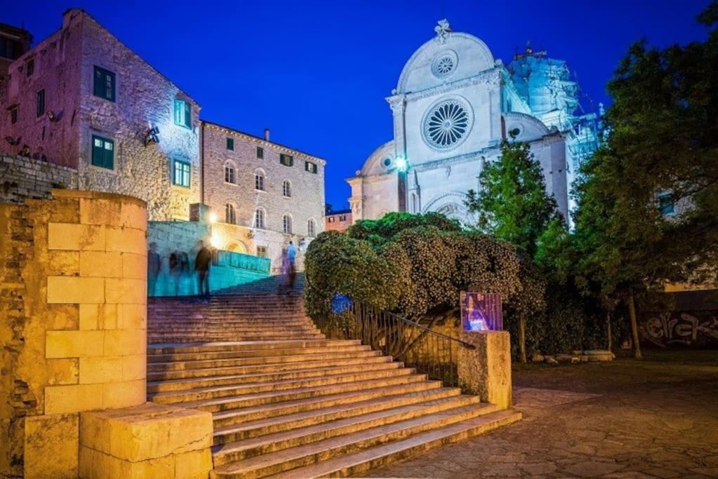 Kuca Za Odmor Eni **** Villa Šibenik Kültér fotó